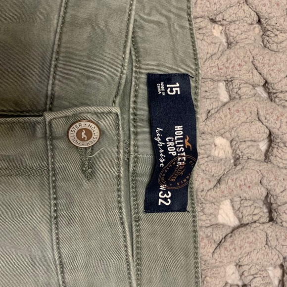 Hollister Jeans - Picture 4 of 4